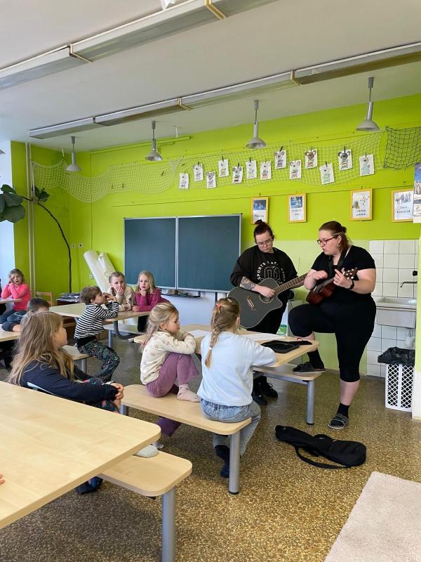 Hudební úterky v družině